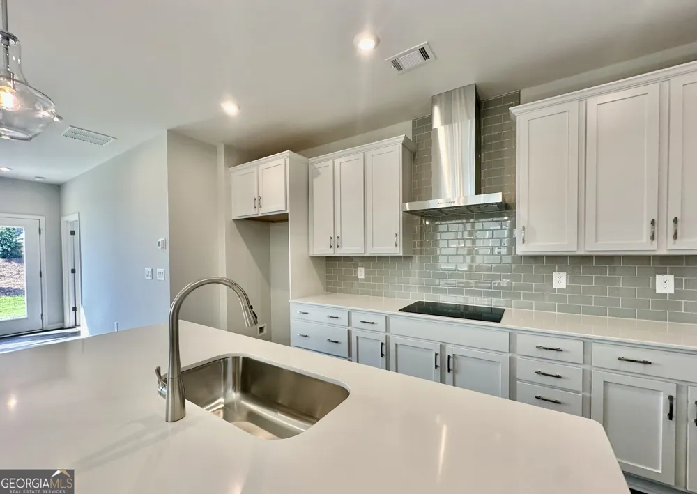 4446 Buttonwood LN Lilburn, GA 30047