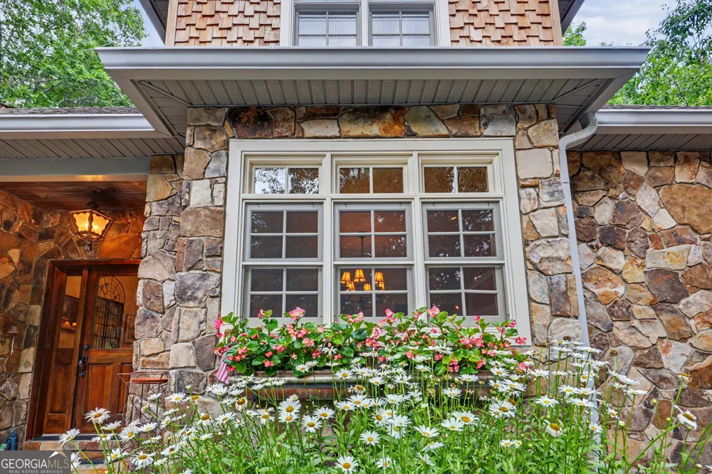 68 Jiminy Peak LN Sky Valley, GA 30537