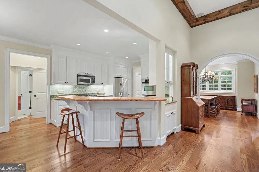 68 Jiminy Peak LN Sky Valley, GA 30537