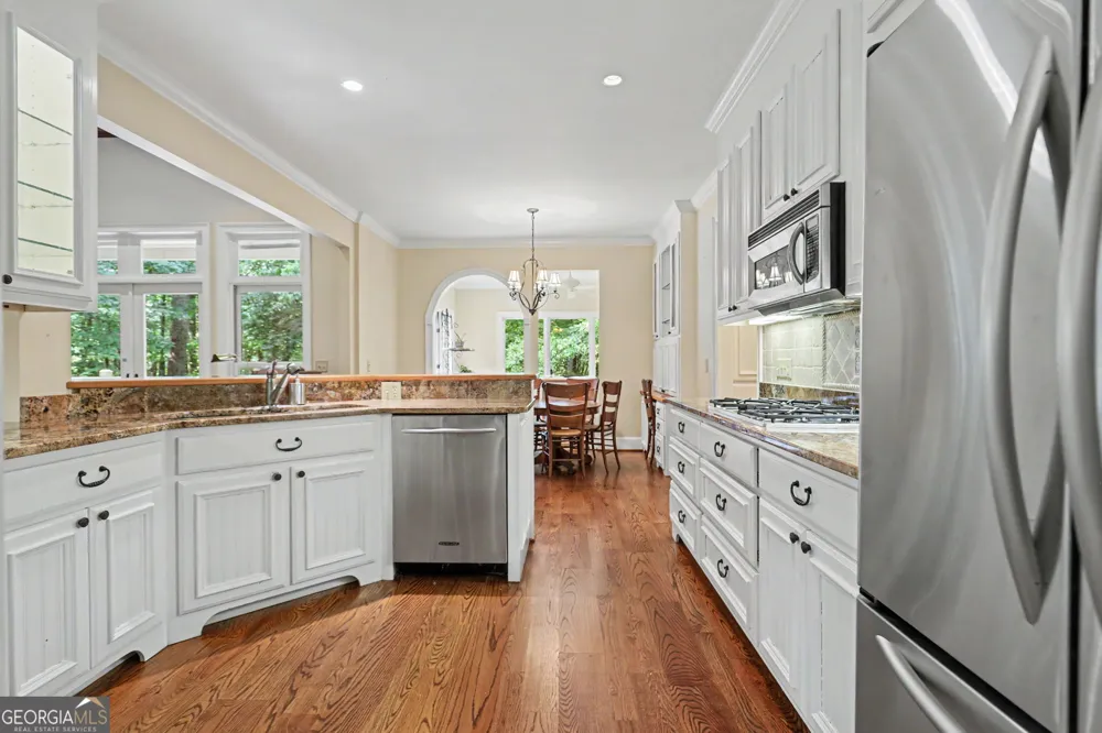 68 Jiminy Peak LN Sky Valley, GA 30537