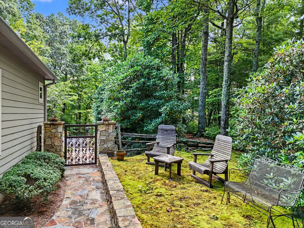 68 Jiminy Peak LN Sky Valley, GA 30537