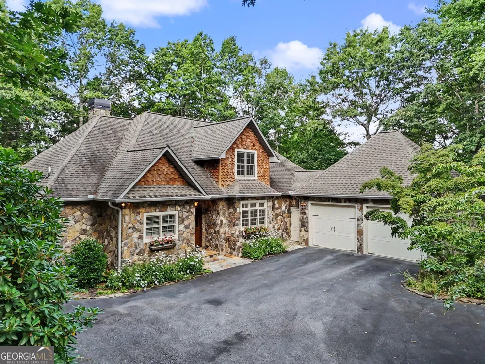 68 Jiminy Peak LN Sky Valley, GA 30537