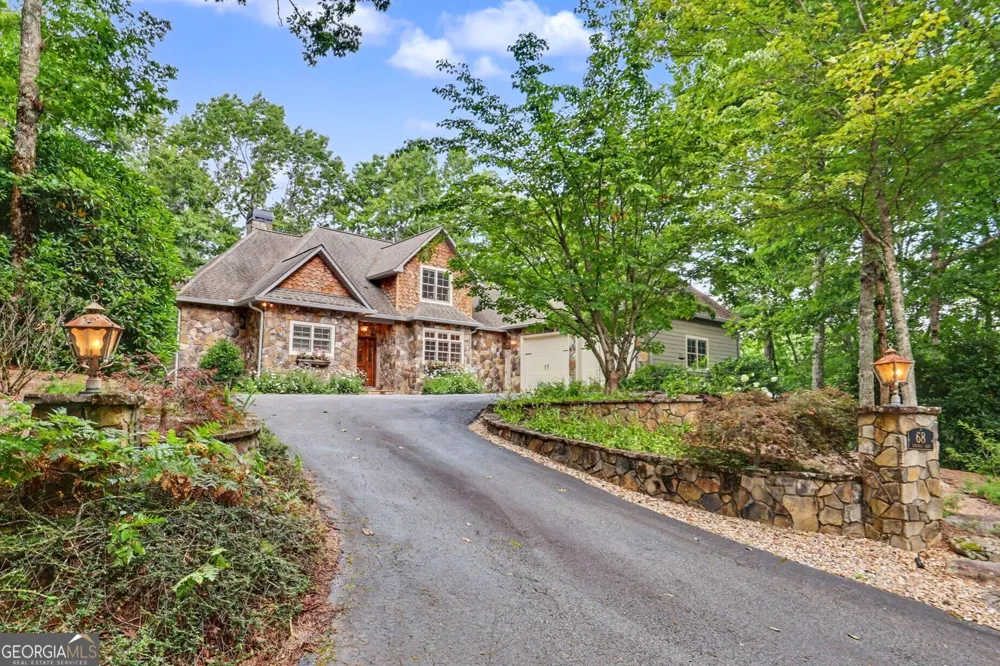 68 Jiminy Peak LN Sky Valley, GA 30537