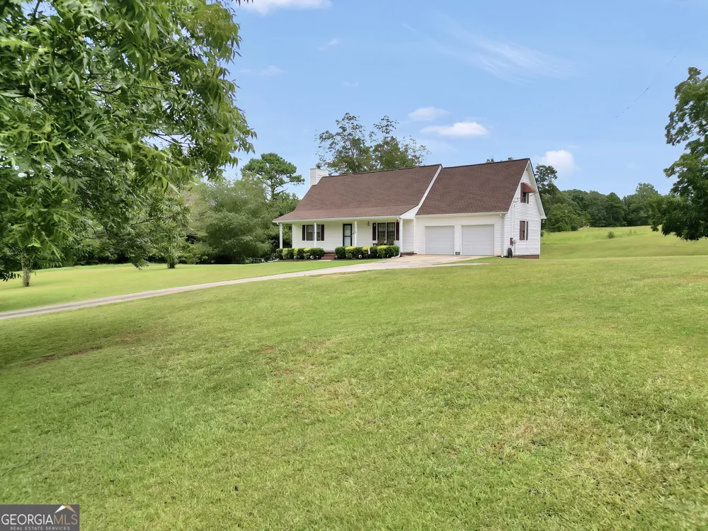 2050 N McDonough RD Griffin, GA 30223