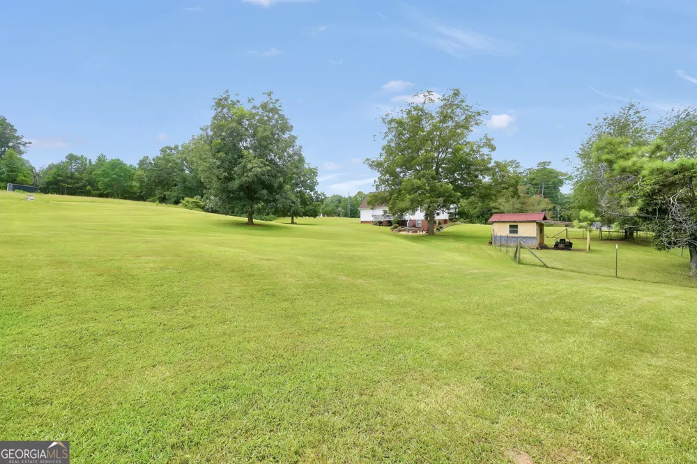 2050 N McDonough RD Griffin, GA 30223