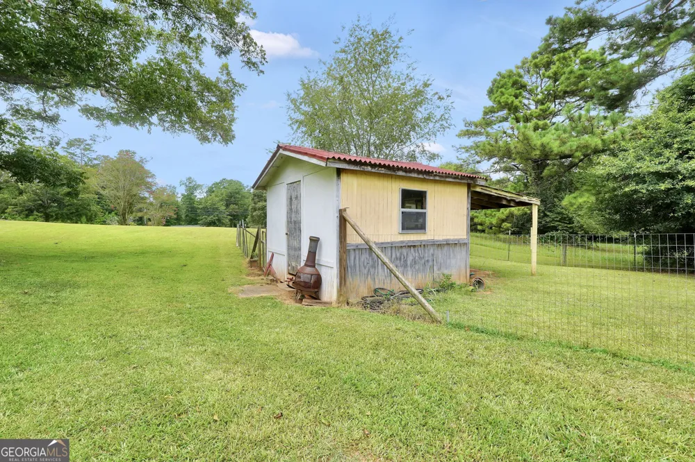 2050 N McDonough RD Griffin, GA 30223