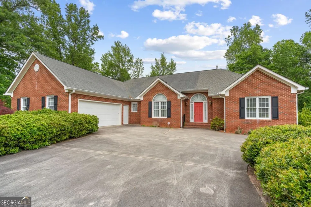 127 Agape ST Williamson, GA 30292