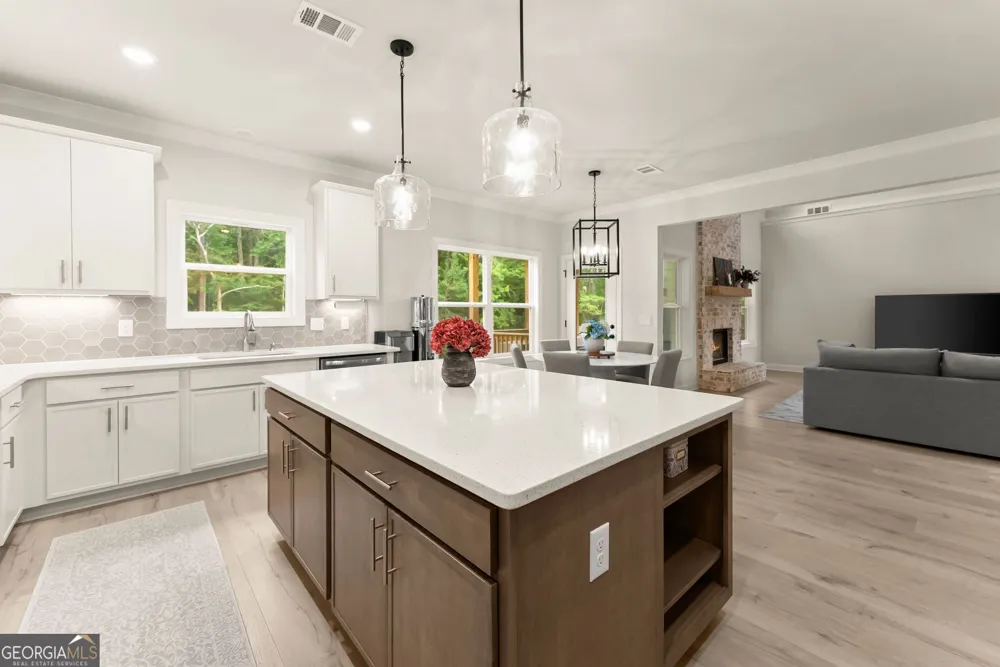 1081 Holly DR Loganville, GA 30052