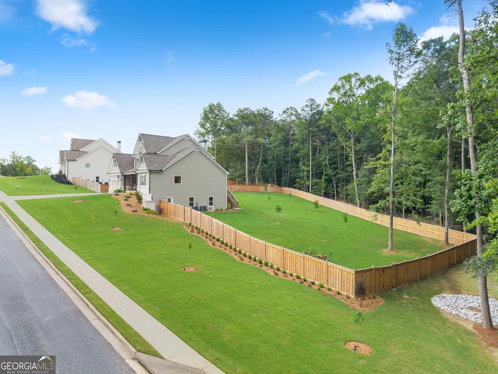 1081 Holly DR Loganville, GA 30052