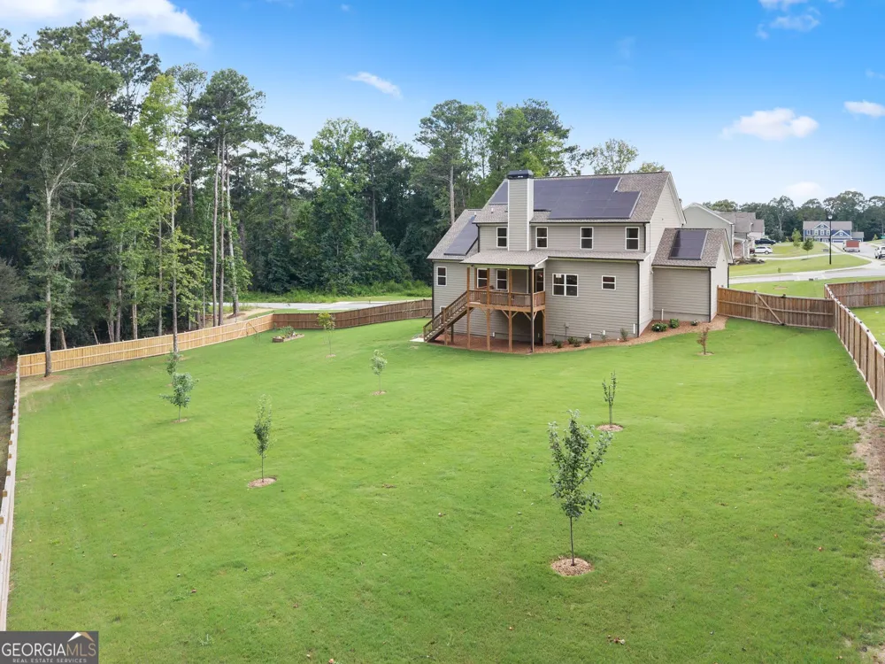 1081 Holly DR Loganville, GA 30052
