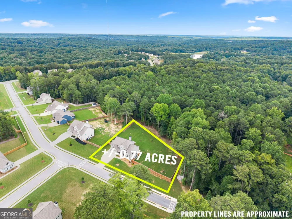 1081 Holly DR Loganville, GA 30052