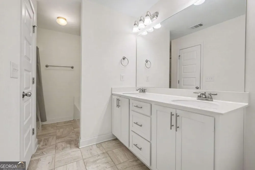 5960 Garden CIR Douglasville, GA 30135