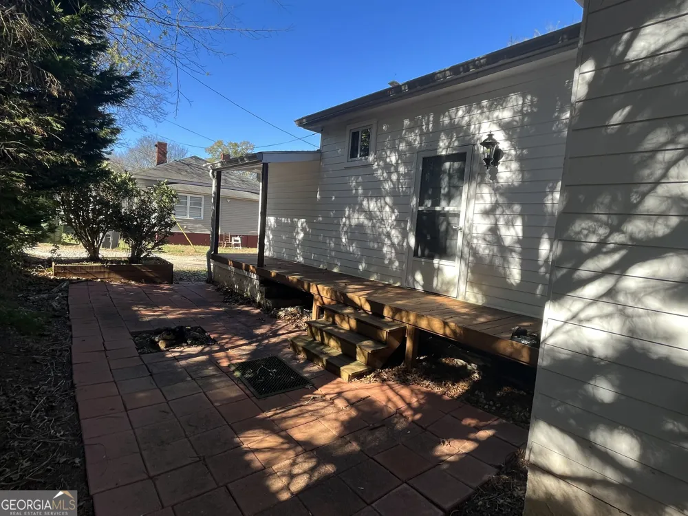 3 Beech ST Porterdale, GA 30014