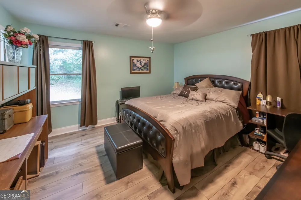 211 Bennett CIR Carrollton, GA 30117