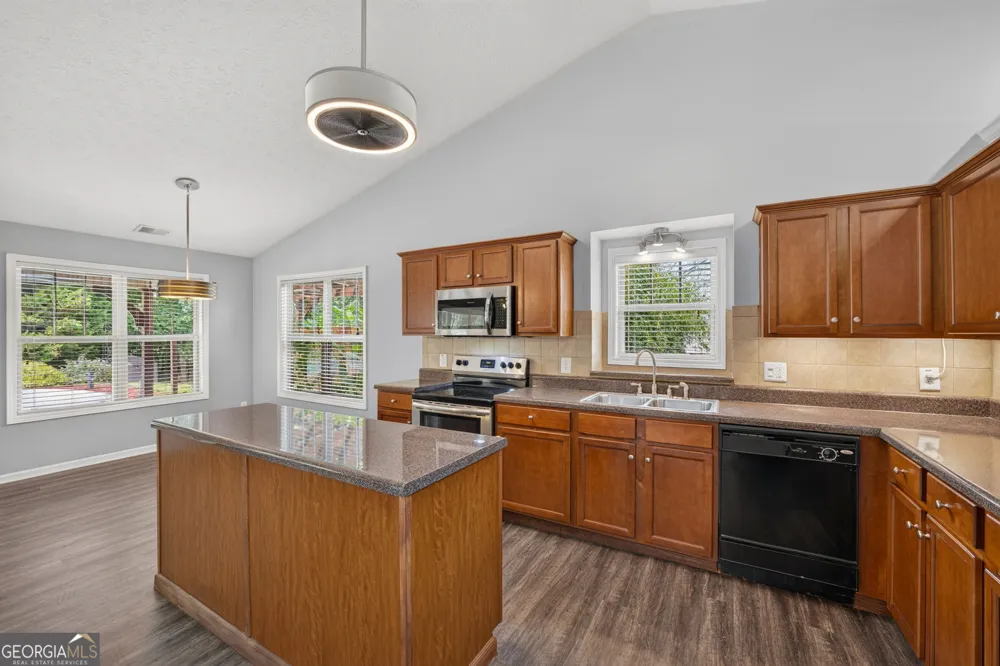 19 Elk DR Temple, GA 30179