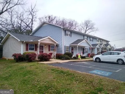 50 White ST