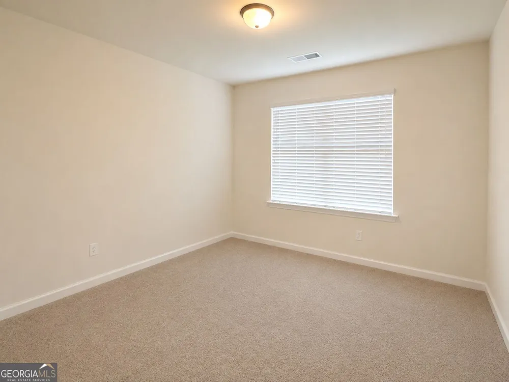 515 McGinnis CIR Calhoun, GA 30701