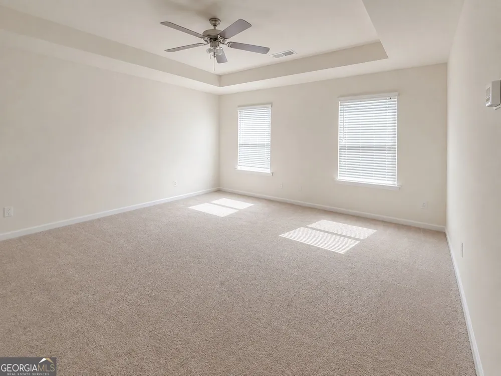 515 McGinnis CIR Calhoun, GA 30701
