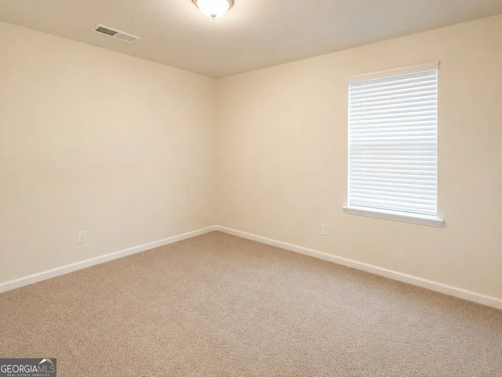 515 McGinnis CIR Calhoun, GA 30701