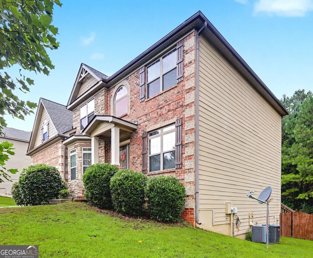 825 Belmar PASS Fairburn, GA 30213