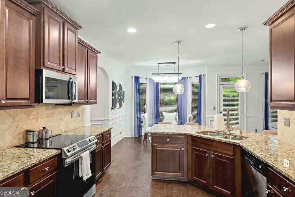 825 Belmar PASS Fairburn, GA 30213