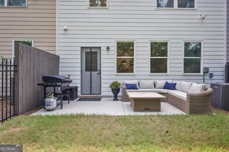 3303 Cranston LN Kennesaw, GA 30144