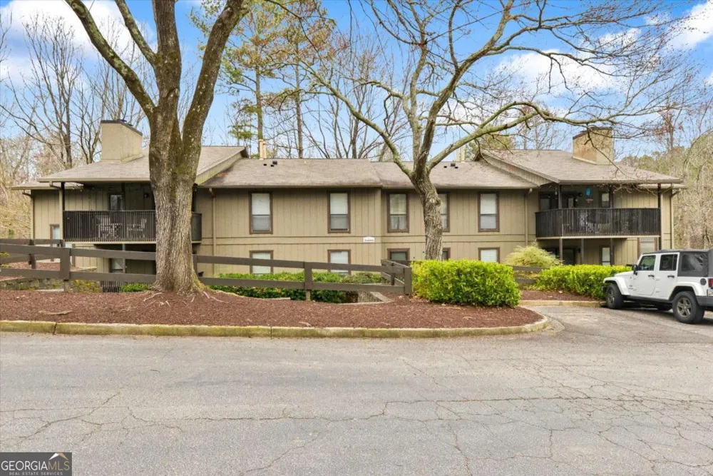 2410 Cumberland CT SE Smyrna, GA 30080