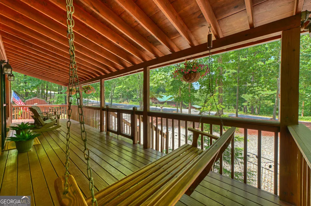 612 Medina CT Ellijay, GA 30540