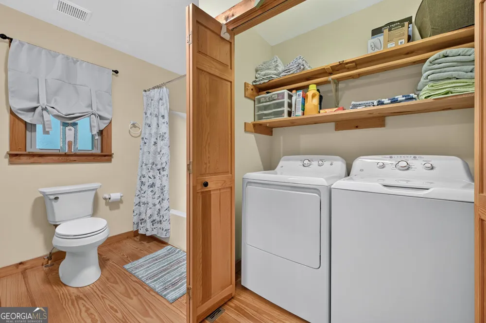 612 Medina CT Ellijay, GA 30540