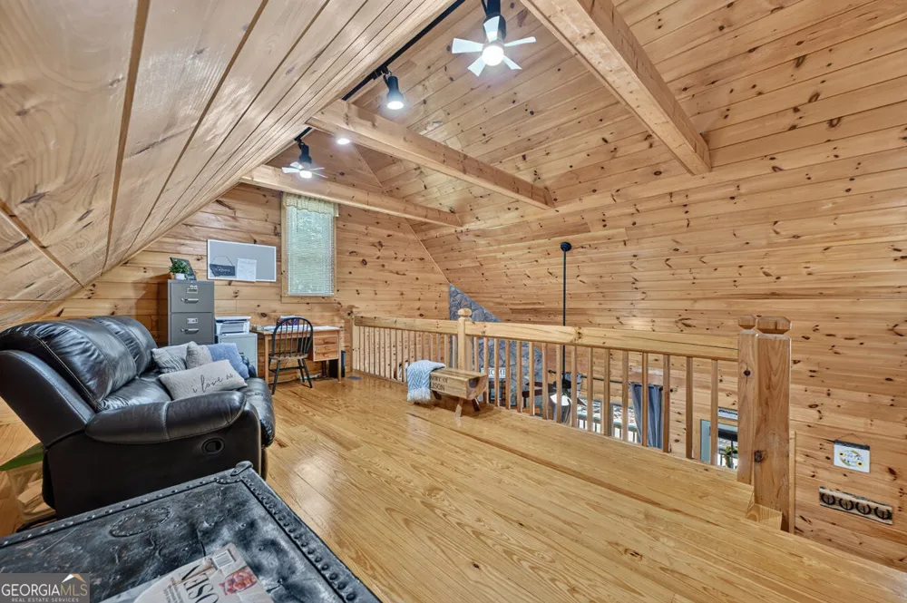 612 Medina CT Ellijay, GA 30540