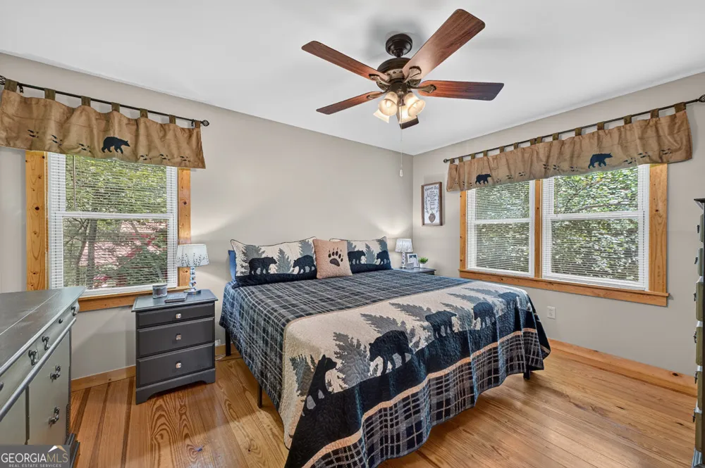 612 Medina CT Ellijay, GA 30540