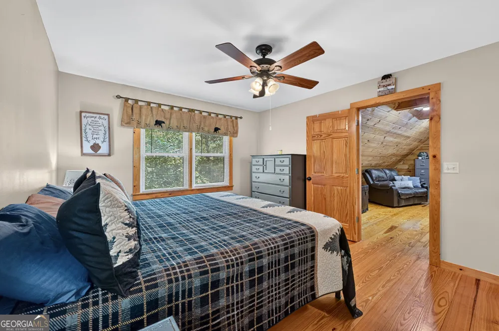 612 Medina CT Ellijay, GA 30540