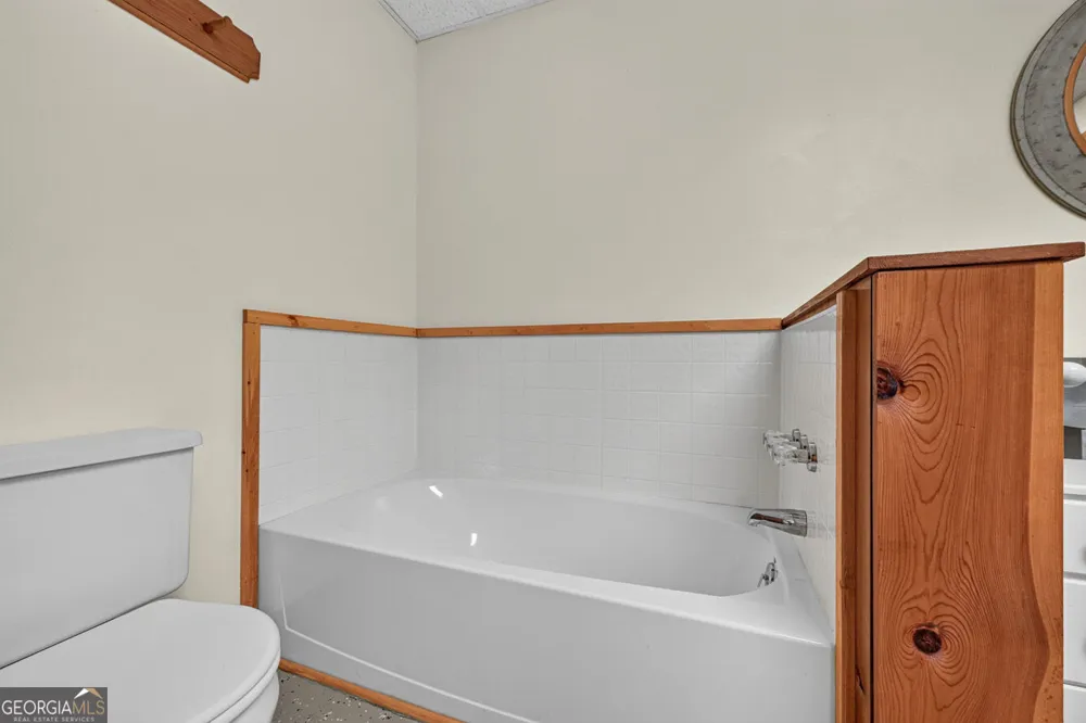 612 Medina CT Ellijay, GA 30540