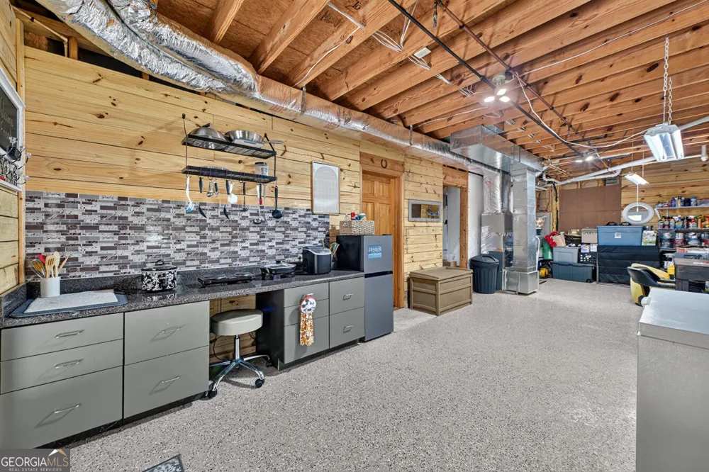 612 Medina CT Ellijay, GA 30540
