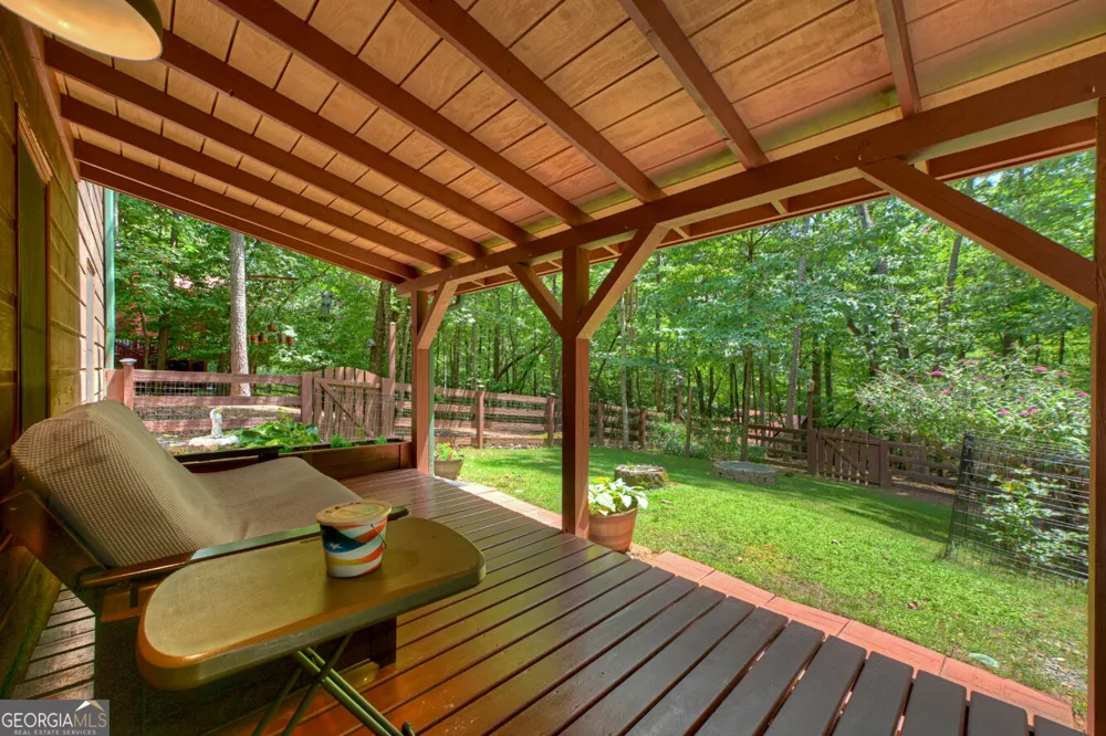 612 Medina CT Ellijay, GA 30540