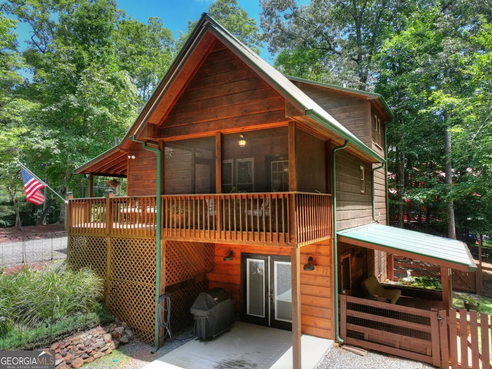 612 Medina CT Ellijay, GA 30540