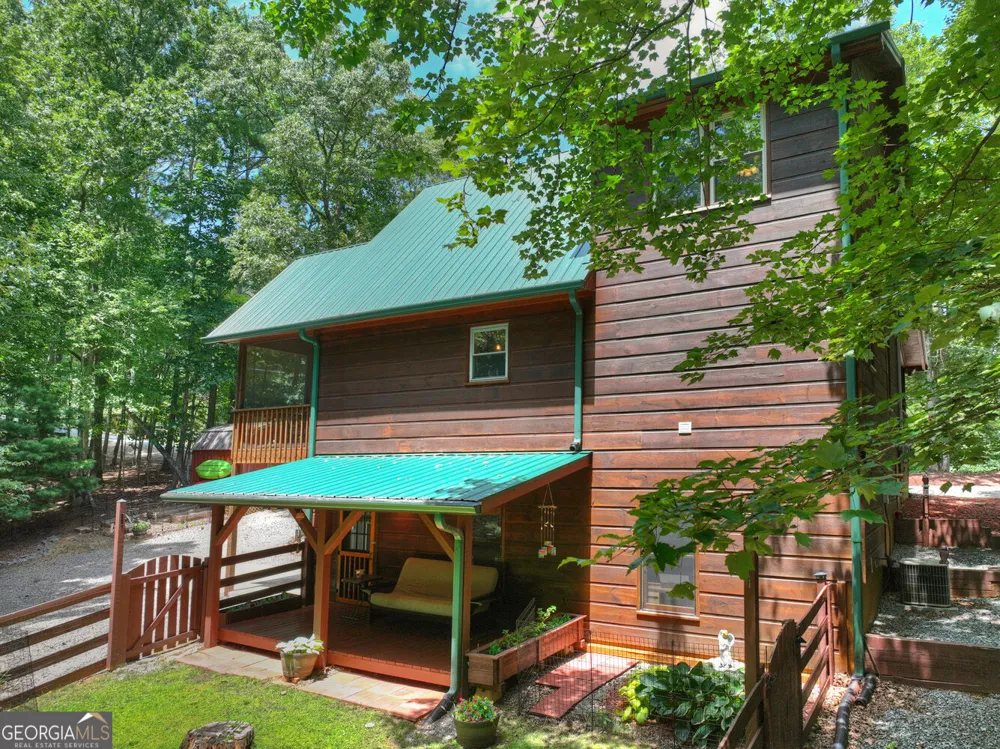 612 Medina CT Ellijay, GA 30540