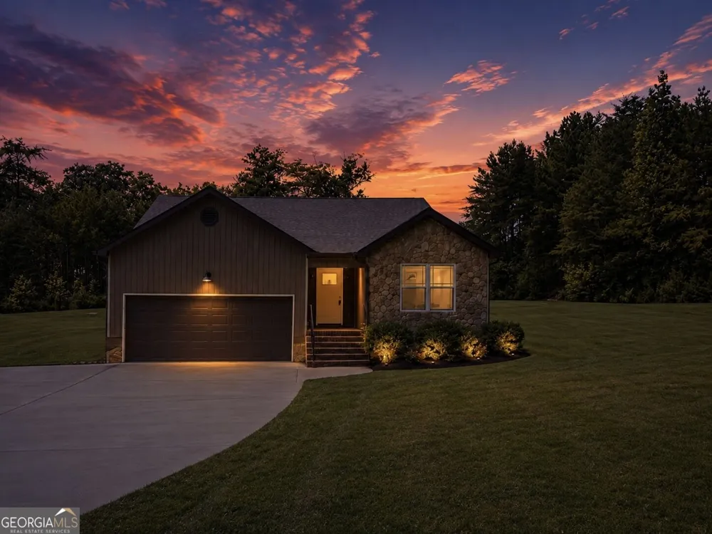 55 Skyline Hts LaFayette, GA 30728