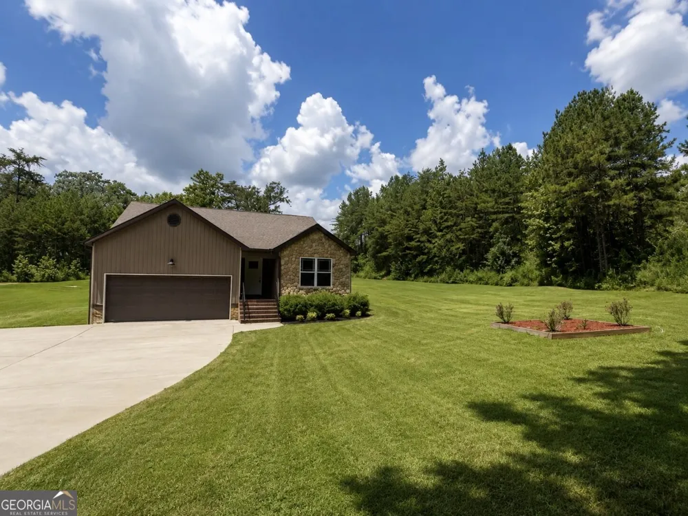 55 Skyline Hts LaFayette, GA 30728