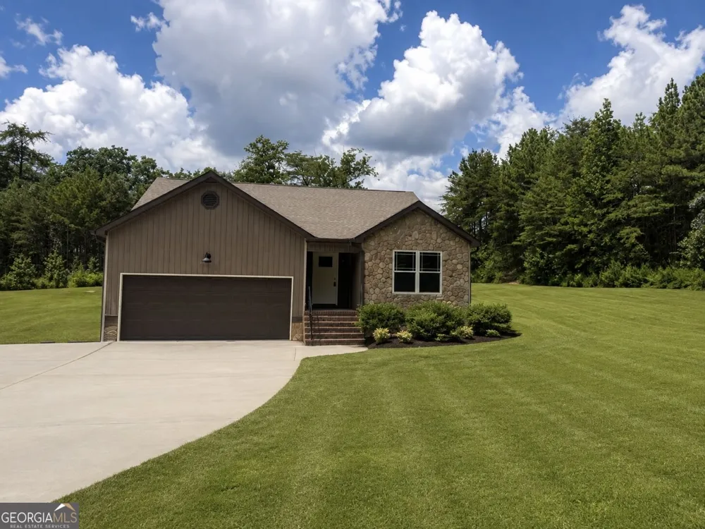 55 Skyline Hts LaFayette, GA 30728