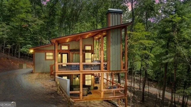 1360 Black Ankle Creek RD Blue Ridge, GA 30513