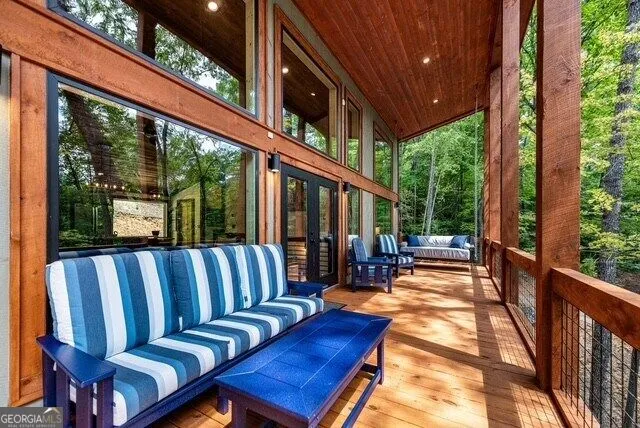 1360 Black Ankle Creek RD Blue Ridge, GA 30513