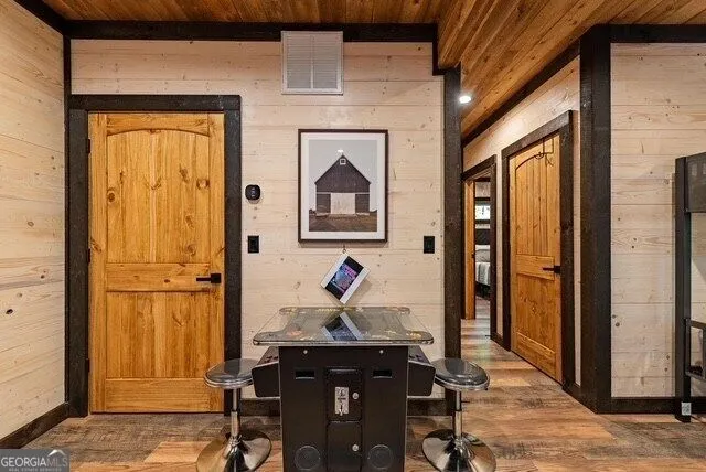 1360 Black Ankle Creek RD Blue Ridge, GA 30513