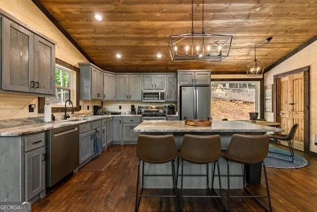 1360 Black Ankle Creek RD Blue Ridge, GA 30513