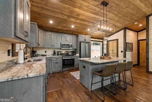 1360 Black Ankle Creek RD Blue Ridge, GA 30513