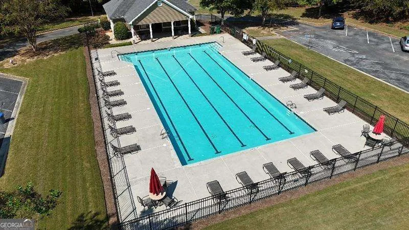 302 Oak Leaf PL Acworth, GA 30102