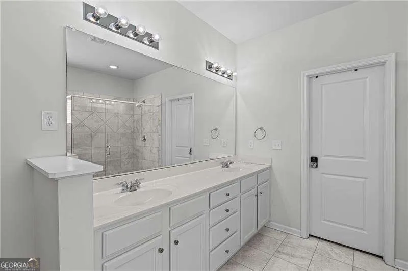 5470 Mirror Lake DR Cumming, GA 30028