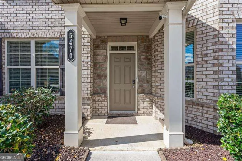 5470 Mirror Lake DR Cumming, GA 30028