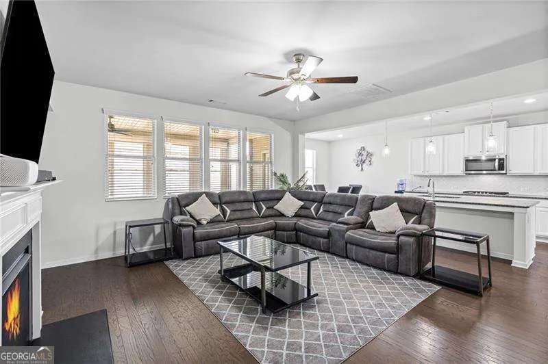 5470 Mirror Lake DR Cumming, GA 30028