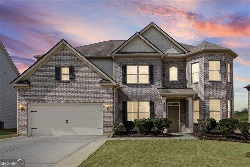 5470 Mirror Lake DR Cumming, GA 30028